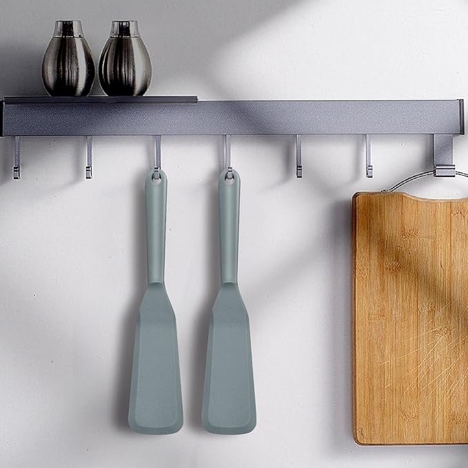 Dioycli Silicone Spatulas for Cooking Heat Resistant Pancake Spatula, Non Stick Long Omelette Spatula Turner Bpa Free 2 Pieces for Crepes Egg Burgers Pizza Cookie（Grey）