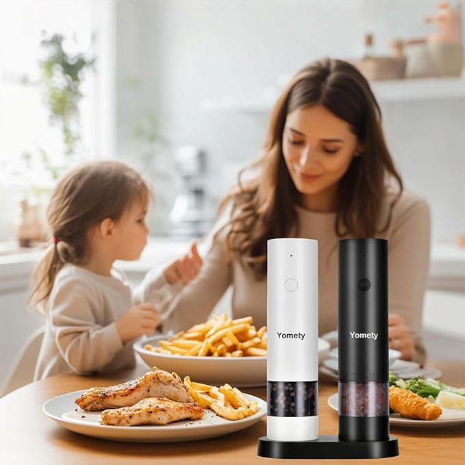 Electric Salt and Pepper Grinder Set Rechargeable Salt and Pepper Grinder Set with Adjustable Coarseness, Salt and Pepper Shakers for Kitchen Gadgets