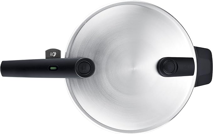 Fissler Vitaquick Premium/Pressure Cooker (6 L, Diameter 22 cm) Stainless Steel Pressure Cooker, 2 Cooking Levels, Made in Germany, Induction