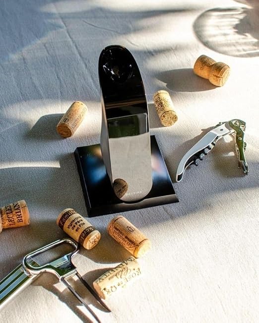 Electric Wine Aerator Aveine - Precise and Instant Aeration for Enhanced Wine Tasting - Innovative French Technology - Free Smart App