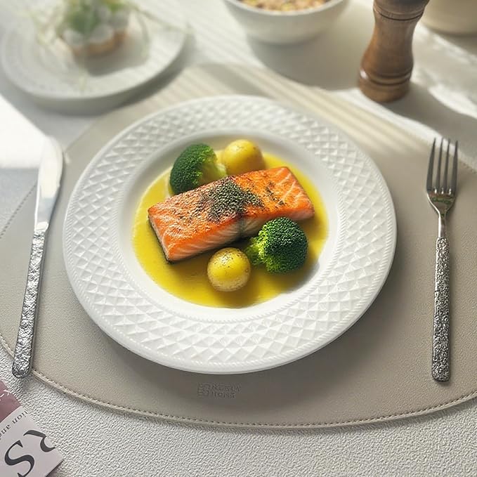 18-Piece Bone China Dinnerware Set for 6, White Porcelain Plates and Bowls with Textured Design, Lightweight Microwave Dishwasher Safe for Family Dining