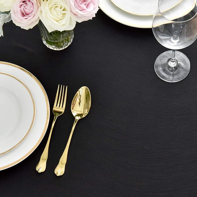 maxmill Jacquard Tablecloth Swirl Design Water Resistance Antiwrinkle Heavy Weight Soft Table Cloth for Buffet Banquet Parties Event Holiday Dinner Rectangle 60 x 84 Inch Black