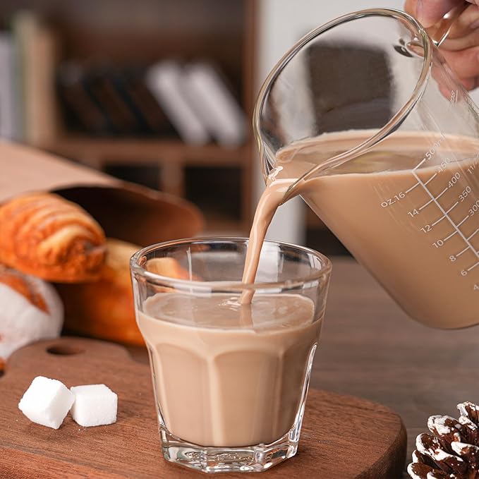 BCnmviku 500ML 2 CUP Glass Measuring Cup With Handle, High Borosilicate Glass Three Scales (OZ, Cup, ML/CC for Kitchen or Restaurant Easy To Read