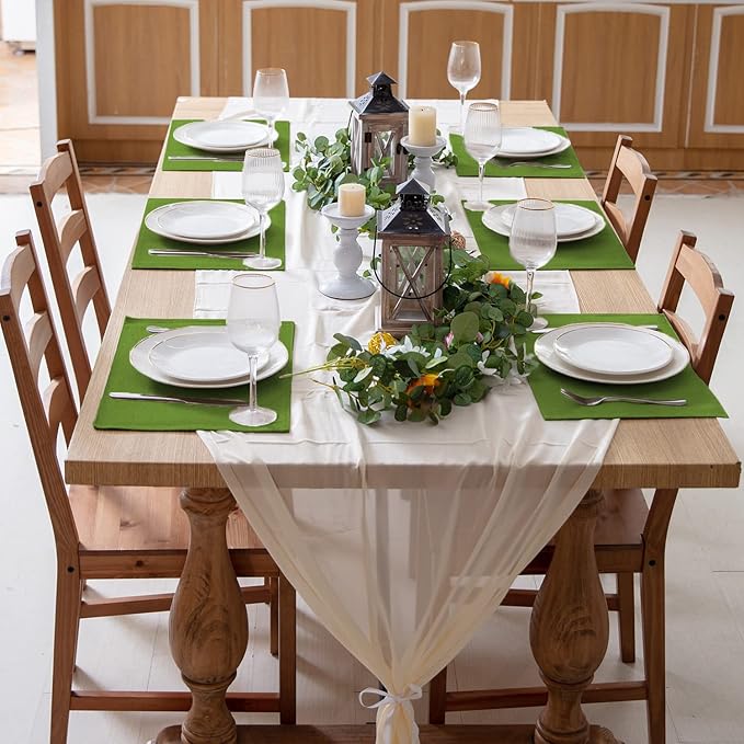 Linen Placemats Set of 8, Machine Washable, Heat Resistant, Wrinkle Free, Thick Polyester Kitchen Place Mats for Dining Table (Green)