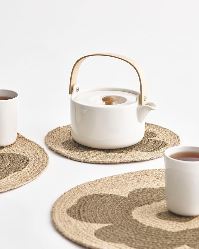 MARIMEKKO Oiva Stoneware Teapot — Refine Your Kitchen Décor with Our Iconic White Stoneware — Stylish & Classic Ceramic Teapot with Tea Infuser Lid (26.63 oz)