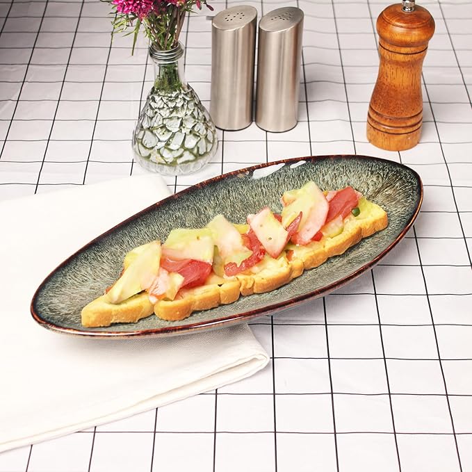 Ceramic Dinner Plates Set of 4, for Bread, Pasta, Salad, sushi - Microwave, Oven and Dishwasher Safe, Scratch Resistant durable Black reactive glaze