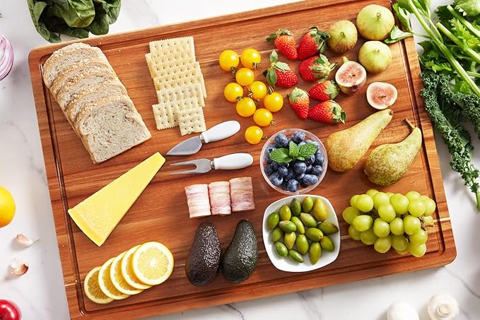 OAKSWARE Cutting Boards, 20 x 15 Inch Extra Large Acacia Wooden Cutting Board for Kitchen, Edge Grain Wood Chopping Board with Juice Groove and Handles, Pre-Oiled Carving Tray for Meat & Cheese