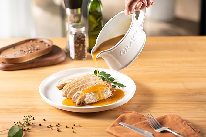 Kook Ceramic Gravy Boat, Serving Dispenser, Porcelain Pitcher for Sauces, Dressings and Creamer, Large Handle, Microwave and Dishwasher Safe, 18 oz, White