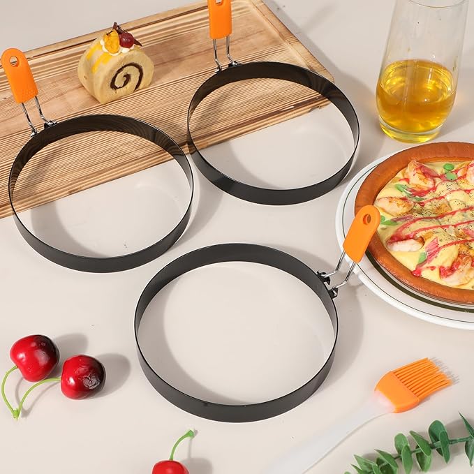 Tioncy 6 Packs Large Omelette Rings for Griddle 6 Inch Stainless Steel Nonstick Pancake Molds Round Omelet Egg Ring Maker with Silicone Handle Grill and Oil Brush for Frying Egg Omelette Muffins