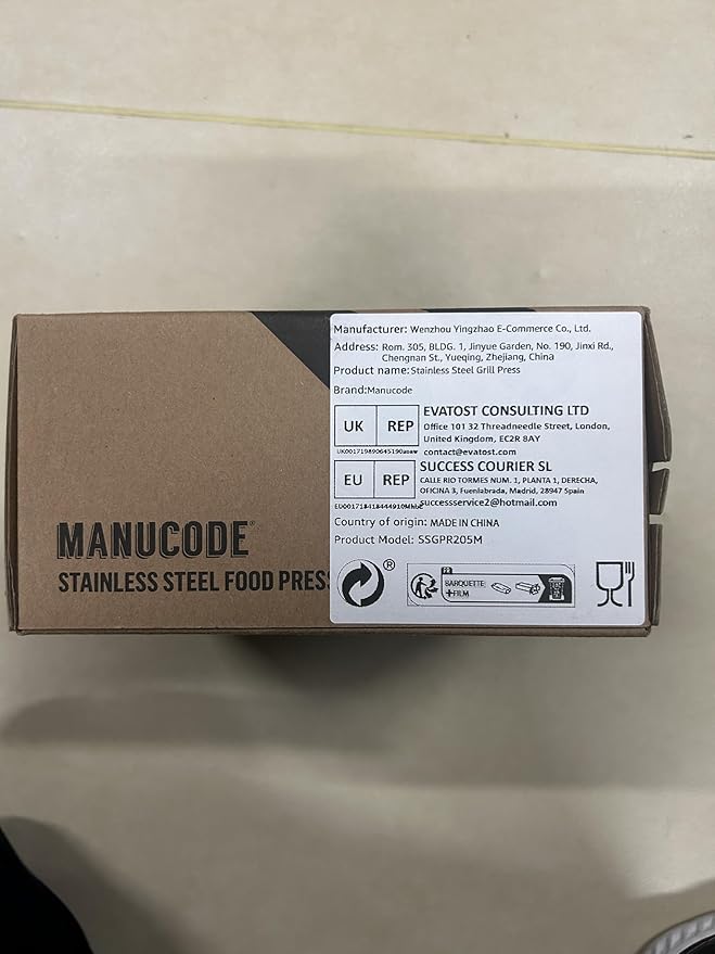 Smash Burger Press 8 Inch, 3.1 Lb Burger Smasher, Heatable for Searing Panini, Steak, Chicken, Salmon, Stainless Steel Bacon Press, Flat Bottom, Seasoning Free, Wooden Handle No Spin