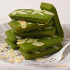 CHEFMADE Financier Cake Pan, 8-Cavity Non-Stick Muffin Pan Biscuits Cookies Bakeware for Oven Baking (Champagne Gold)