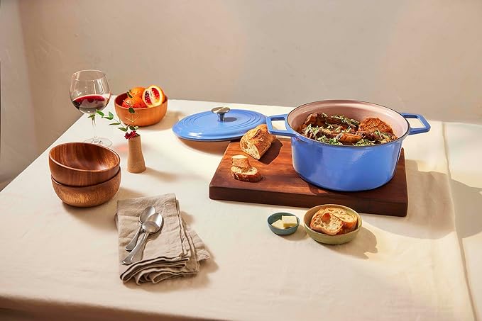 Misen 7 QT Enameled Cast Iron Dutch Oven - Chip-Resistant Enamel Coating - Thick Iron Core For Heat Retention - Large Cooking Surface - Oven Safe, Induction Compatible - Traditional Lid, Black