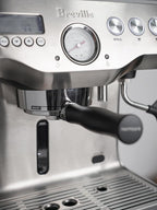 Normcore 58 mm Fit Breville Flat Naked Bottomless Portafilter with 18g Basket, Bottomless Portafilter with Black Anodized Aluminum Fits 58mm Breville Machines