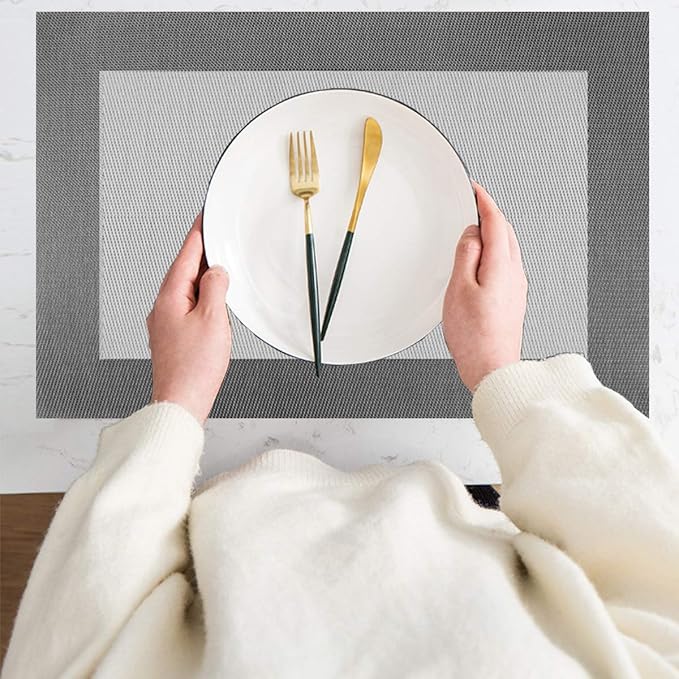 PIGCHCY Placemats Vinyl Washable Table Mats Elegant Non-Slip Placemats for Dinner Table Set of 4 (Silver)