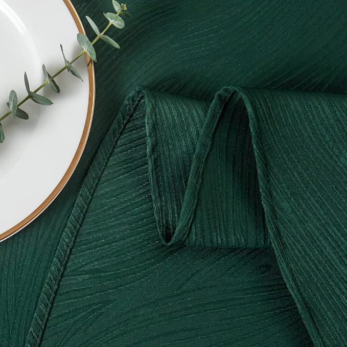 maxmill Round Swirl Design Tablecloth Waterproof Spillproof Wrinkle Free Table Cloth, Kitchen Dinning Circular Tabletop Decoration, Fabric Table Cover for Christmas Parties, 70 Inch, Hunter Green