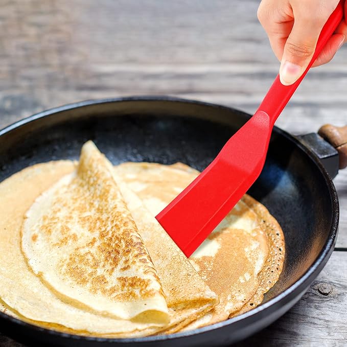 Crepe Spatula Narrow Silicone Thin Spatula Omelet Turner Multifunctional Long Heat Resistant Cooking Non Stick Pancake for Omelet Crepes Cooking Egg Burgers Pizza Pancake Steak(Red)