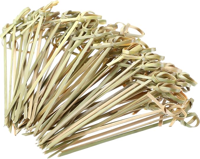Nuogo 300 Pcs Bamboo Cocktail Picks 4.13 Inch Bamboo Skewers Fruit Toothpicks for Appetizers Drink Garnish Sticks Handmade Food Pick with Looped Knot for Party Bar Snacks Sandwiches Drinks