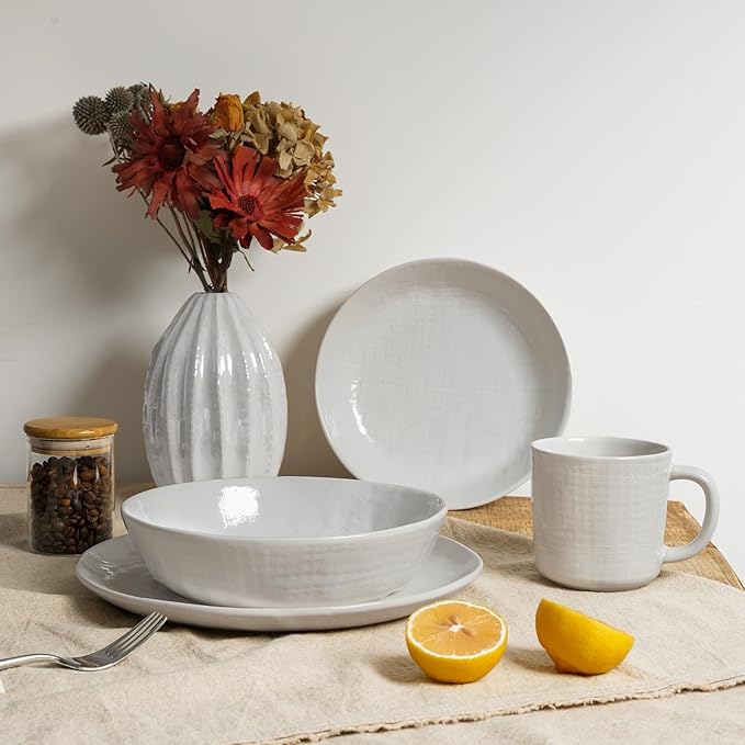 famiware Moonlight 8.5 Inch Pasta Bowls Set of 4, 32oz Serving Bowls for Kitchen, Soup Bowl with Linen Finish, Large Stoneware Bowls for Festivals, Housewarming, Dinnerware, White