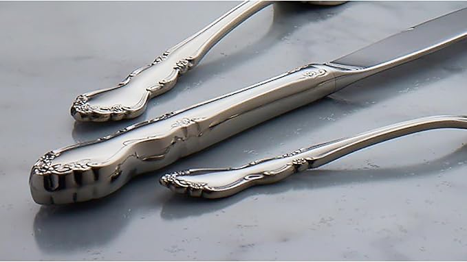 Oneida Dover Fine Flatware Dinner Knives, Set of 4 , 18/10 Stainless Steel, Silverware Set, Dishwasher Safe