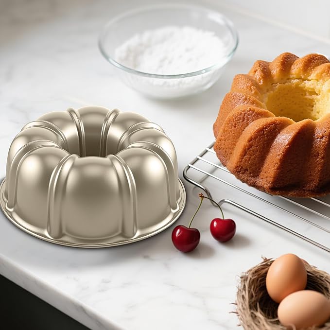 Bundt Cake Pan, 10-Inch Nonstick Round Fluted Tube Cake Baking Pan, Buntz Pound Cake Mold,Tube Bakeware,Baking Mold for Jello/Gelatin/Chocoflan/Flan, Non Toxic, Easy Clean - Gold