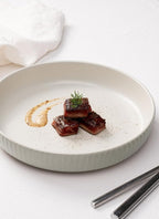 famiware Starlight Large pasta bowls set of 4, Serving Bowls for Pasta, Salad, Dinner, Oatmeal. Microwave Safe-36 oz, 8.46inch, Matte white