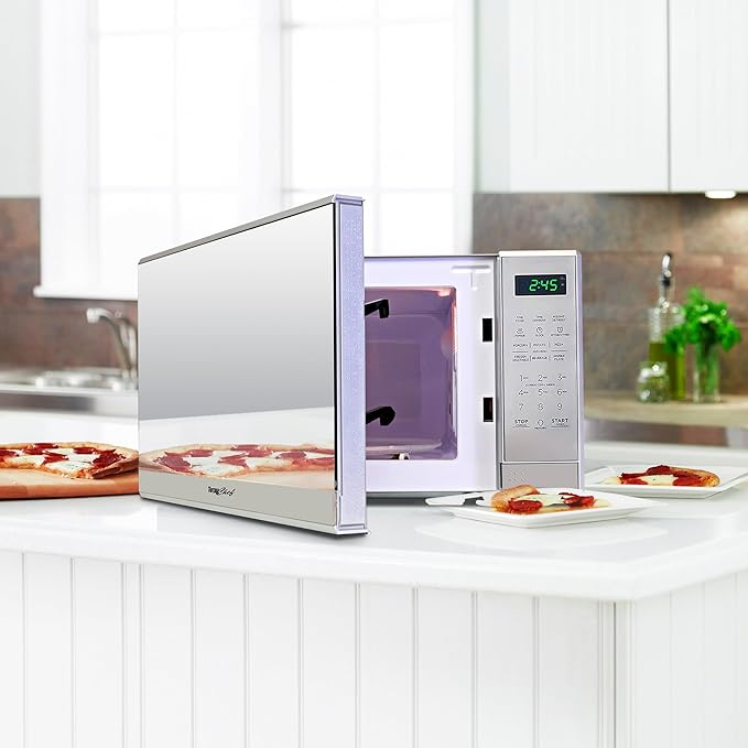 Total Chef 0.7 Cu Ft Microwave Oven - Stainless Steel Compact Style Microondas, Smart Countertop Kitchen Appliance With Digital Touch Use, Pre-Set Function, 10" Turntable, Easy To Use Horno, 700 watt