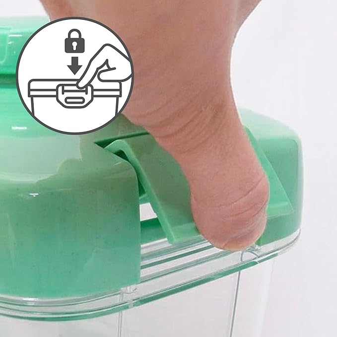Instant Pickle Maker Vegetable Press Tsukemono Container Rectangle Made in Japan BPA Free (Green 0.8L)