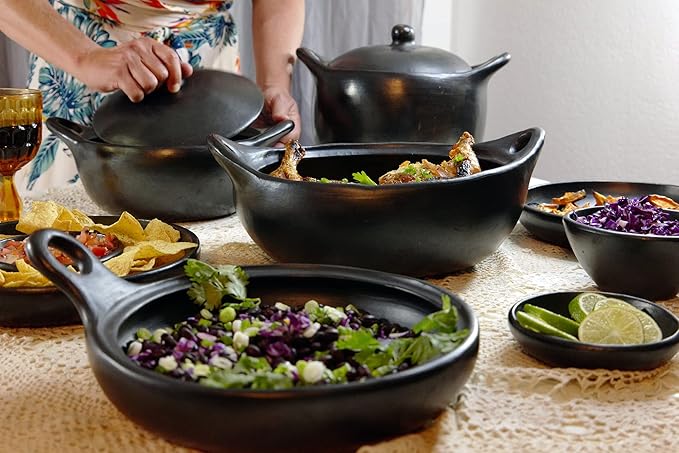 Authentic Chamba Casserole - Elegant, All-Natural Black Clay Casserole - Stovetop & Oven Safe – Handmade in Colombia - 1.5-Quarts V. Small Pot