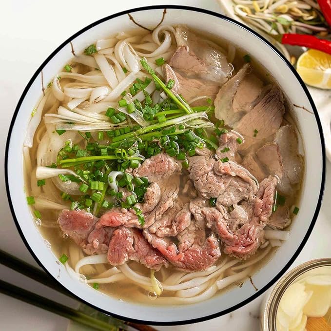 60 oz Large Soup Bowl, Pho Bowls, 8-Inch Rimmed Off-White Porcelain Bowls Set of 3, Perfect for Hearty Meals and Serving