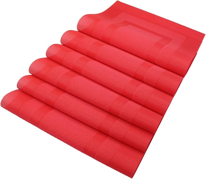 PIGCHCY Placemats with Matching Table Runner,Heat Resistant Vinyl Woven Washable Table mats Sets (6 Placemats+1 Table Runner,Passionate Red)
