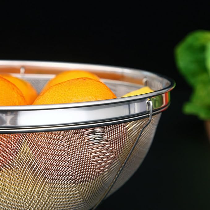 Fine Mesh Colander for Kitchen, 4 Quart Stainless Steel Strainer Bowl for Pasta, Rice, Fruit, Metal Net Baskets with Resting Base - Strain, Drain, Rinse