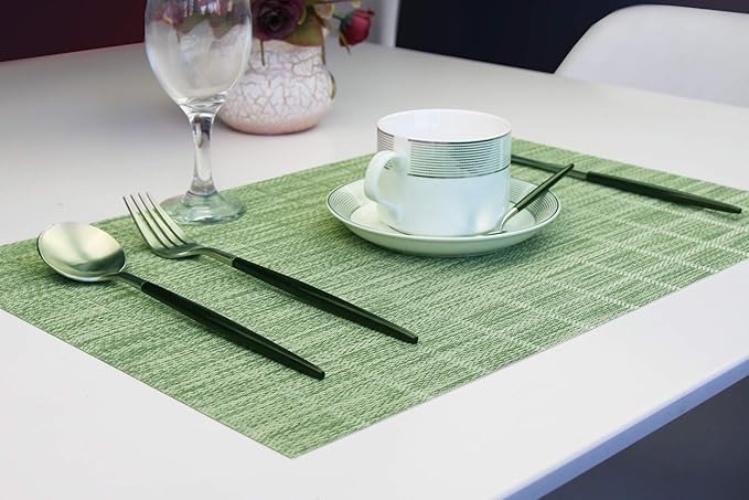PIGCHCY Countryside Placemats Set of 6 Woven Heat Resistant Placemats Washable Easy to Clean Table Mats for Dining Room and Decor (Pear Green)