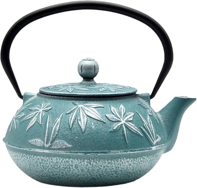 30.4oz Small Cast Iron Teapot Tea Kettle with Stainless Steel Infuser for Stovetop Safe Coated with Enameled Interior Japanese Tetsubin with Maple Leaves Pattern(30.4oz/900ml)