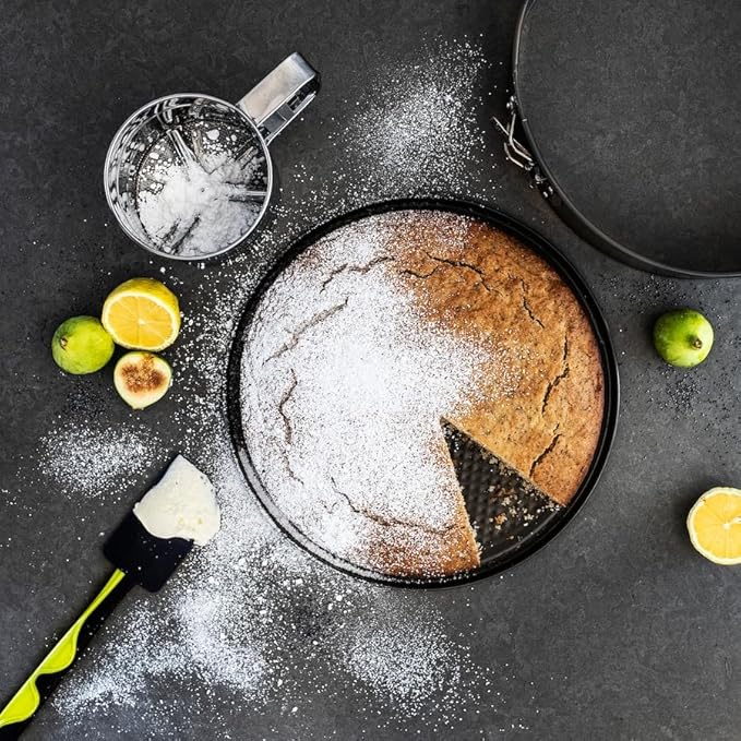 7 Inch Springform Cheesecake Pan with Removable Bottom, Leakproof Round Cake Baking Pan