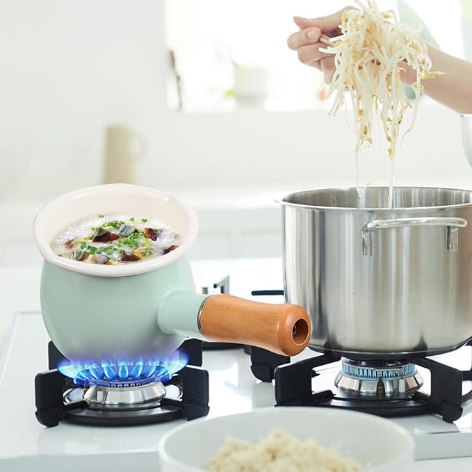 GANAZONO Enamel Milk Pan Mini Butter Warmer 7 Inch Non-stick Milk Heating Pot Small Enamelware Saucepan with Wood Handle for Heating Liquid Portions 10CM Light Green