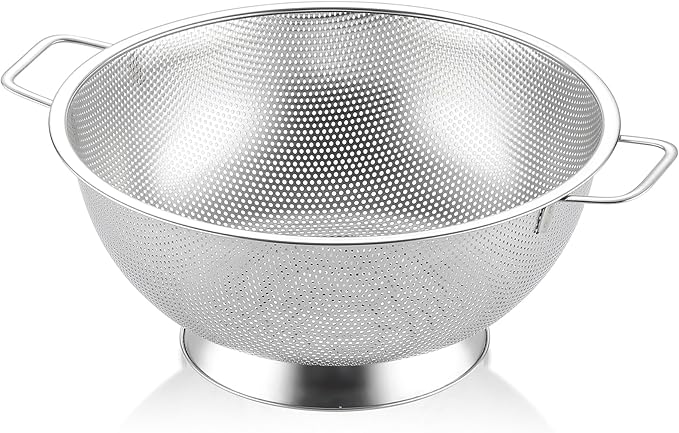 5QT Metal Colander with Handle, Large Stainless Steel Strainer for Kitchen, Mesh Strainer for Washing Pasta, Spaghetti, Fruit, Vegetable, Rice Washer, Fast Draining, Dishwasher Safe