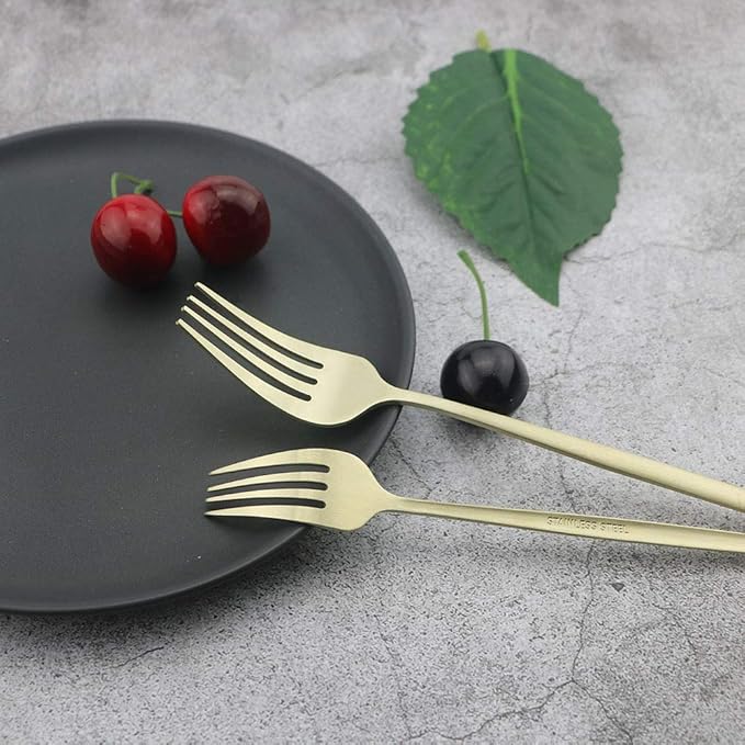 JASHII Silverware Set, 36 Piece Food Grade Stainless Steel Flatware Set Fork Spoon Knife Utensils for Daily Use and Party, Service for 6 Anti Rust, Safe in Dishwasher (Matte Champagne gold)