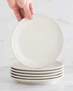 Stoneware Dinnerware Set for 4 People HYGGE 16-Piece - Elegant Scandi Design - Premium Dish Set - Bowl and Plate Set - Tableware for 4 People in a Ribbed Design - Pure Living in Beige