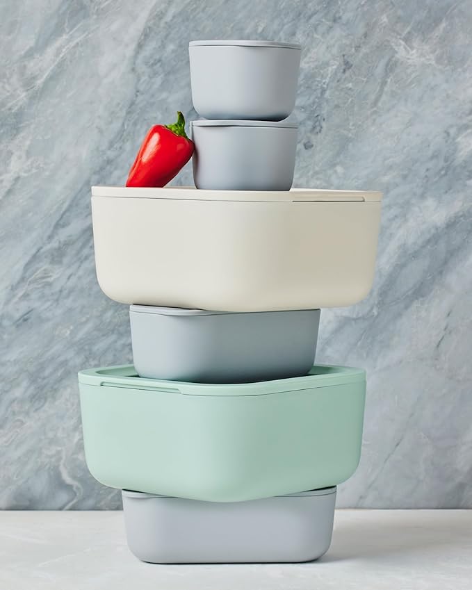 Caraway Glass Food Storage - 4.4 Cup Glass Container - Ceramic Coated Food Container - Non Toxic, Non Stick Lunch Box Container with Glass Lids - Dishwasher, Oven, & Microwave Safe - Gray