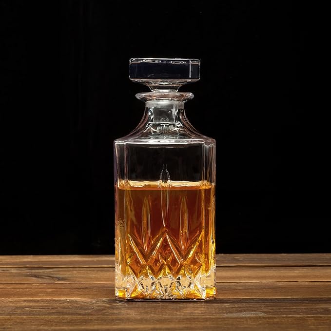Premium Whiskey Decanter, KANARS Sophisticated Scotch Decanter with Luxury Gift Box for Men Dad Brother Husband, Non-Lead Crystal Liquor Bottle, Gift for Birthday Retirement Housewarming
