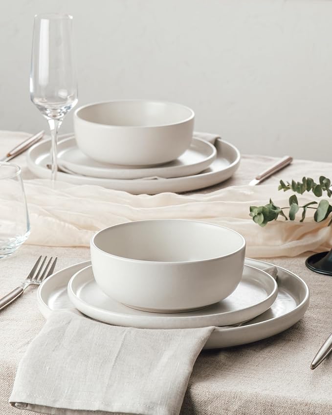 Famiware Milkyway Plates and Bowls Sets, 18 Pieces Dinnerware Sets, Reactive Glaze Dish Set, Stoneware Dishes Set for 6, Matte White