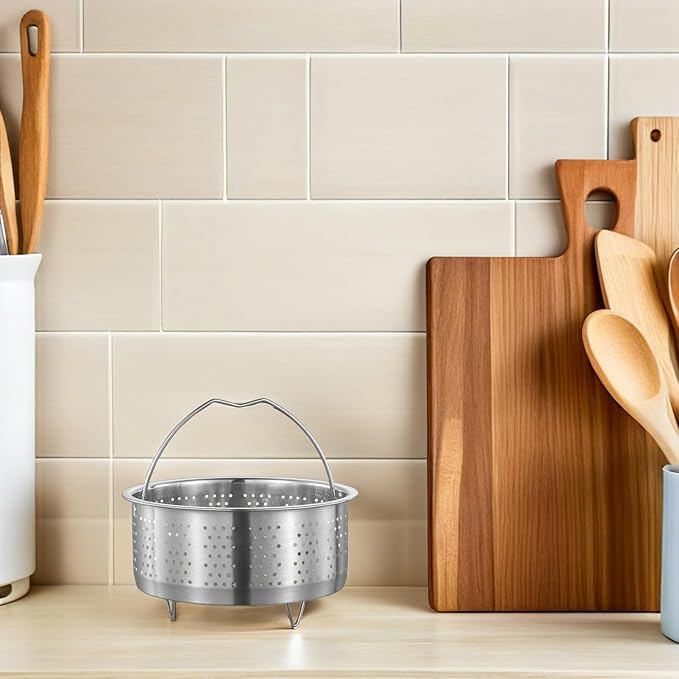 UPKOCH Mesh Strainer Steamer Basket Stainless Steel Vegetable Steamer Basket Steam Cooking Insert for Dumpling Steaming Basket with Handle for Veggie Fish Seafood Cooking, 20cm