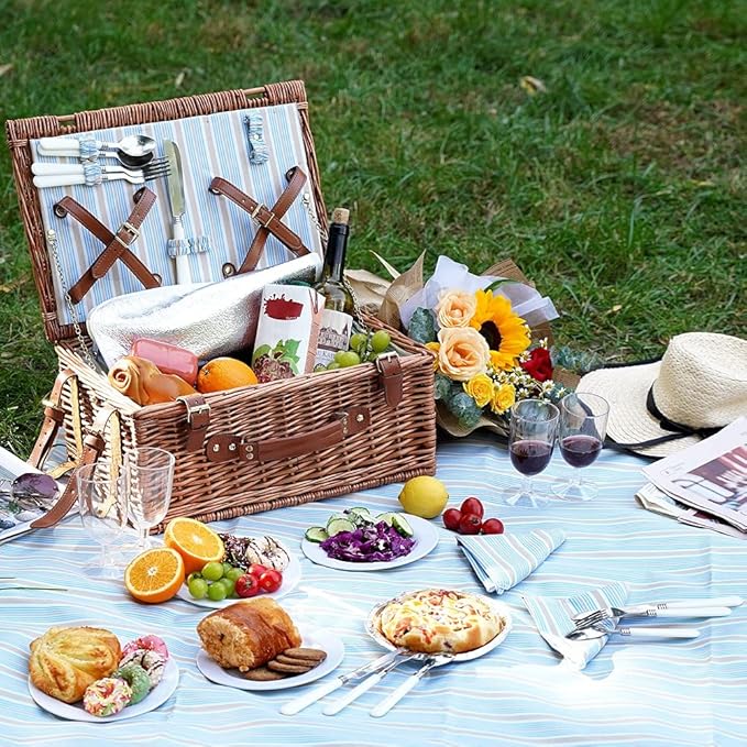 HappyPicnic Wicker Picnic Basket Set for 4 Persons | Large Willow Hamper with Large Insulated Cooler Compartment, Waterproof Blanket and Cutlery Service Kit-Classical Brown