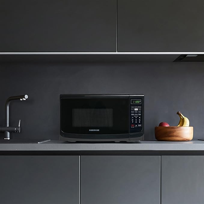 Farberware Countertop 700 Watts, 0.7 cu ft 700-Watt Microwave Oven, Black