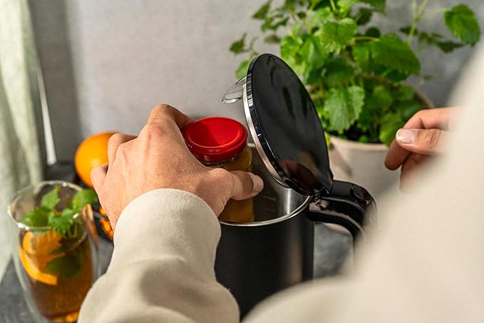 ZWILLING Enfinigy Cool Touch 1-Liter Electric Kettle Pro, Cordless Tea Kettle & Hot Water - Black