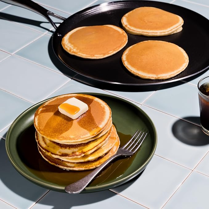 HexClad Hybrid Nonstick 13-Inch Griddle Pan, Stay-Cool Handle, Dishwasher-Friendly, Oven-Safe Up to 900°F, Induction Ready, Compatible with All Cooktops