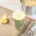 Restaurantware-RW Base 10 Ounce Clear Plastic Dredge Spice Shaker, 1 Reusable Dry Rub Shaker - Includes Yellow Perforated Lid, With Handle, Clear Polycarbonate Spice Holder, For Coarse Seasonings