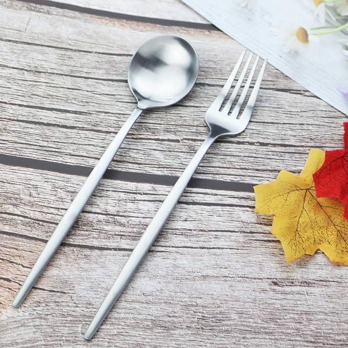 JASHII Flatware Silverware Set Stainless Steel Satin Finish Cutlery Set Service for 6, 30-Piece Spoons And Forks Kitchen Utensil Set, Dishwasher Safe (Matte Silver)