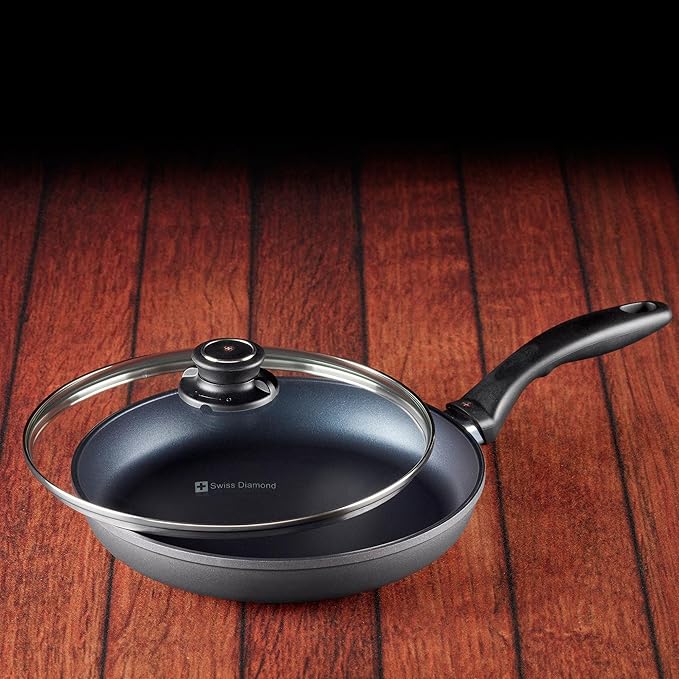 Swiss Diamond Frying Pans Nonstick with Lid, Features Ergonomic Handle, Nonstick Diamond Coated Aluminum Skillets and Oven Safe Frying Pans with Lids, Cover Included, 9.5 Inch