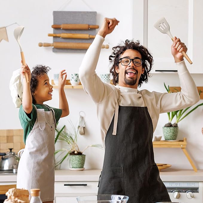 LIANYU 15-Piece Kitchen Cooking Utensils Set with Holder, Silicone Cooking Utensils Include Spatula Tong Slotted Spoon Turner Whisk Brush, Wooden Handle Kitchen Tools for Nonstick Cookware, Khaki